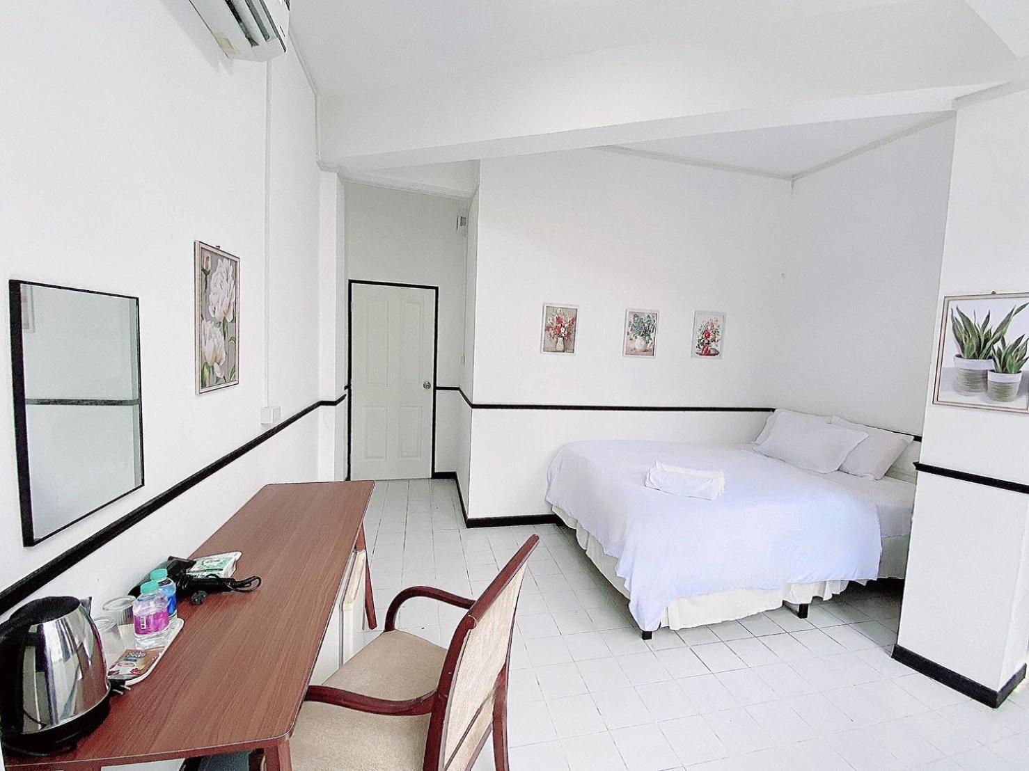 Go Inn Mrt Hua Lamphong China Town Bangkok Exterior photo